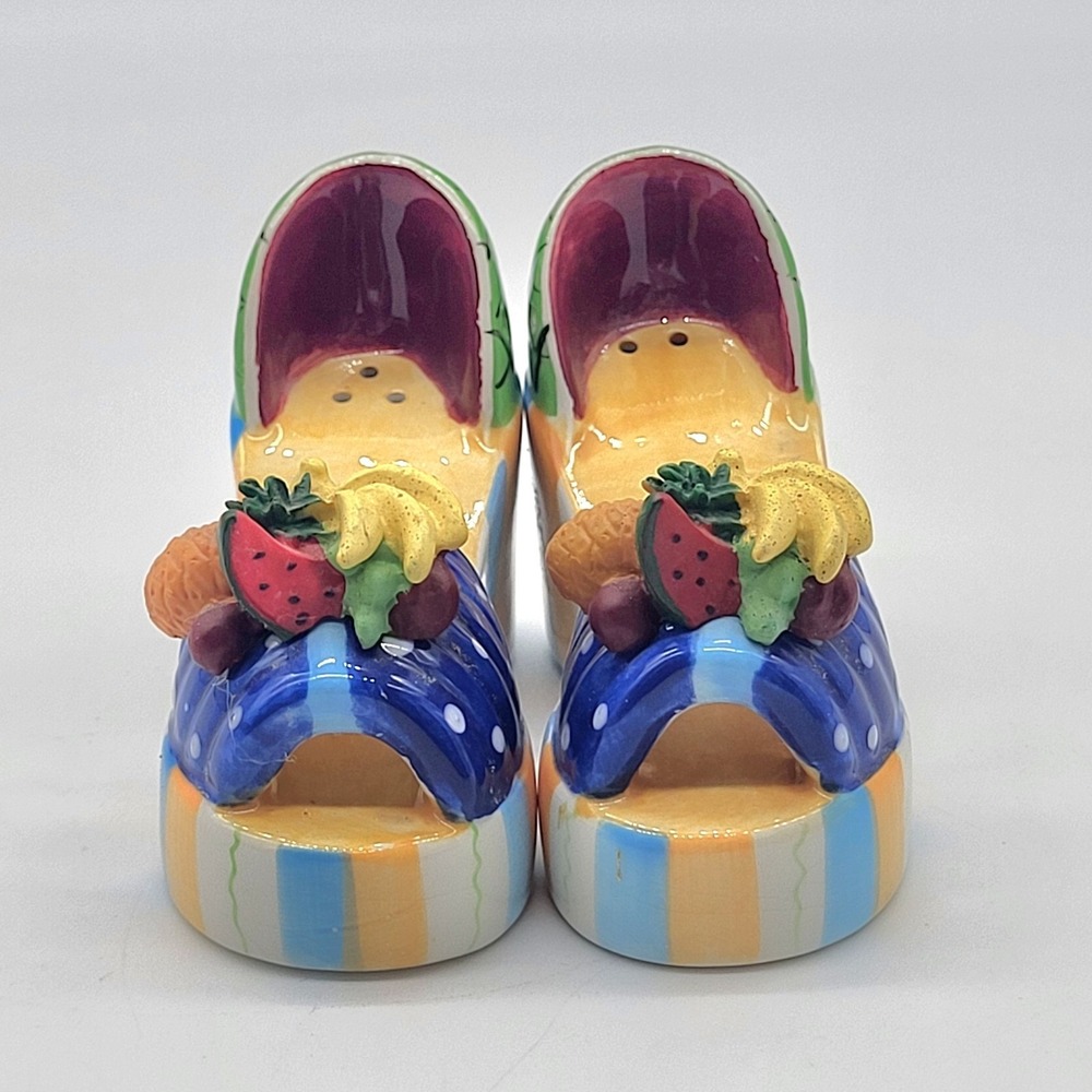 Vintage Carmen Miranda Ceramic Salt & Pepper Shakers By Pelzman For Vandor 1999